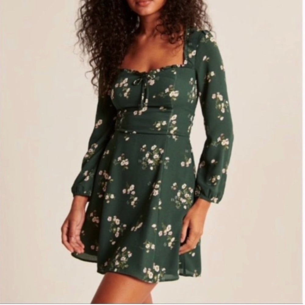 Abercrombie & Fitch Portrait Neck Mini Dress Dark Green Floral
